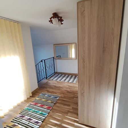 Casa Flutar Villa Majszin Kültér fotó