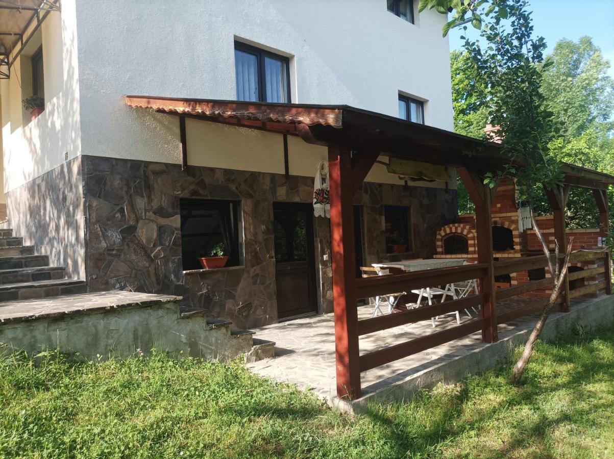 Casa Flutar Villa Majszin Kültér fotó